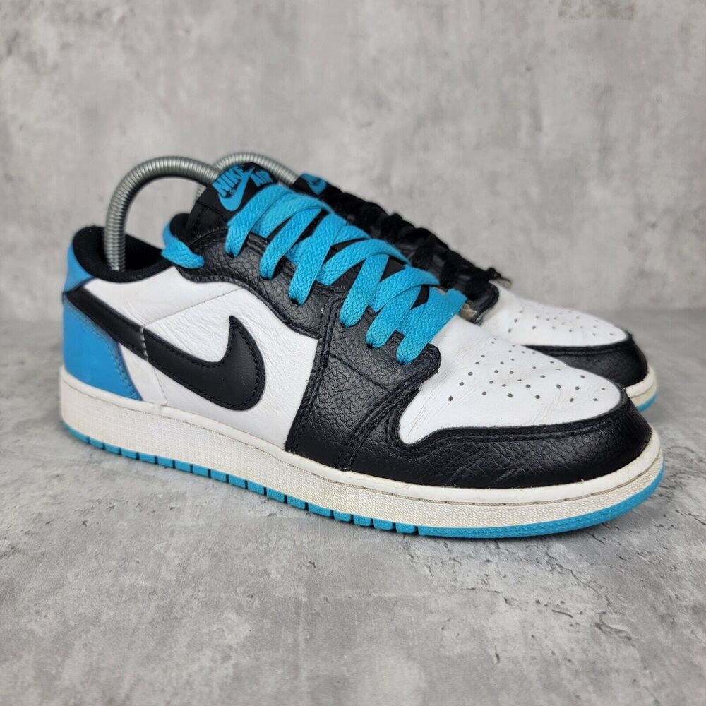 Air Jordan 1 Retro Low OG Powder Blue Sneakers UNC GS 6.5Y Women’s Size 8